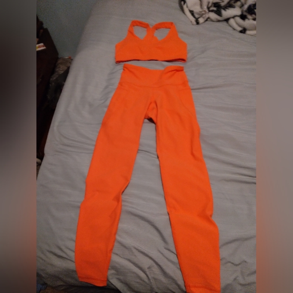 Active wear outfit set